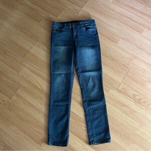 CBLA Medium Wash Blue Skinny Jeans Women’s 6/28